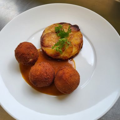 Nuggets maison et galette de pomme-de-terre