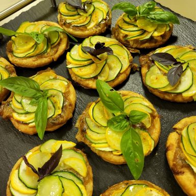 Tartelette de courgette à la mozzarella et basilic